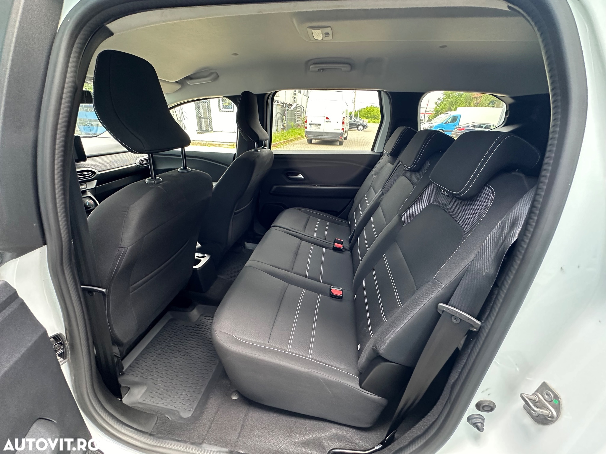 Dacia Jogger 5 locuri TCe 110 Essential - 18