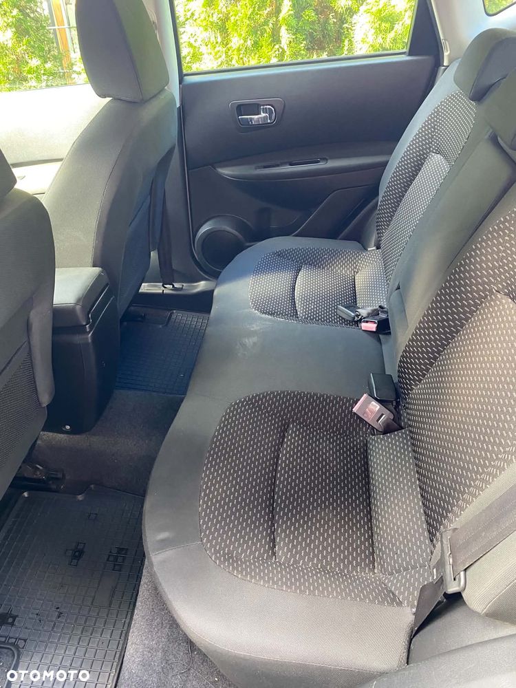 Nissan Qashqai - 10