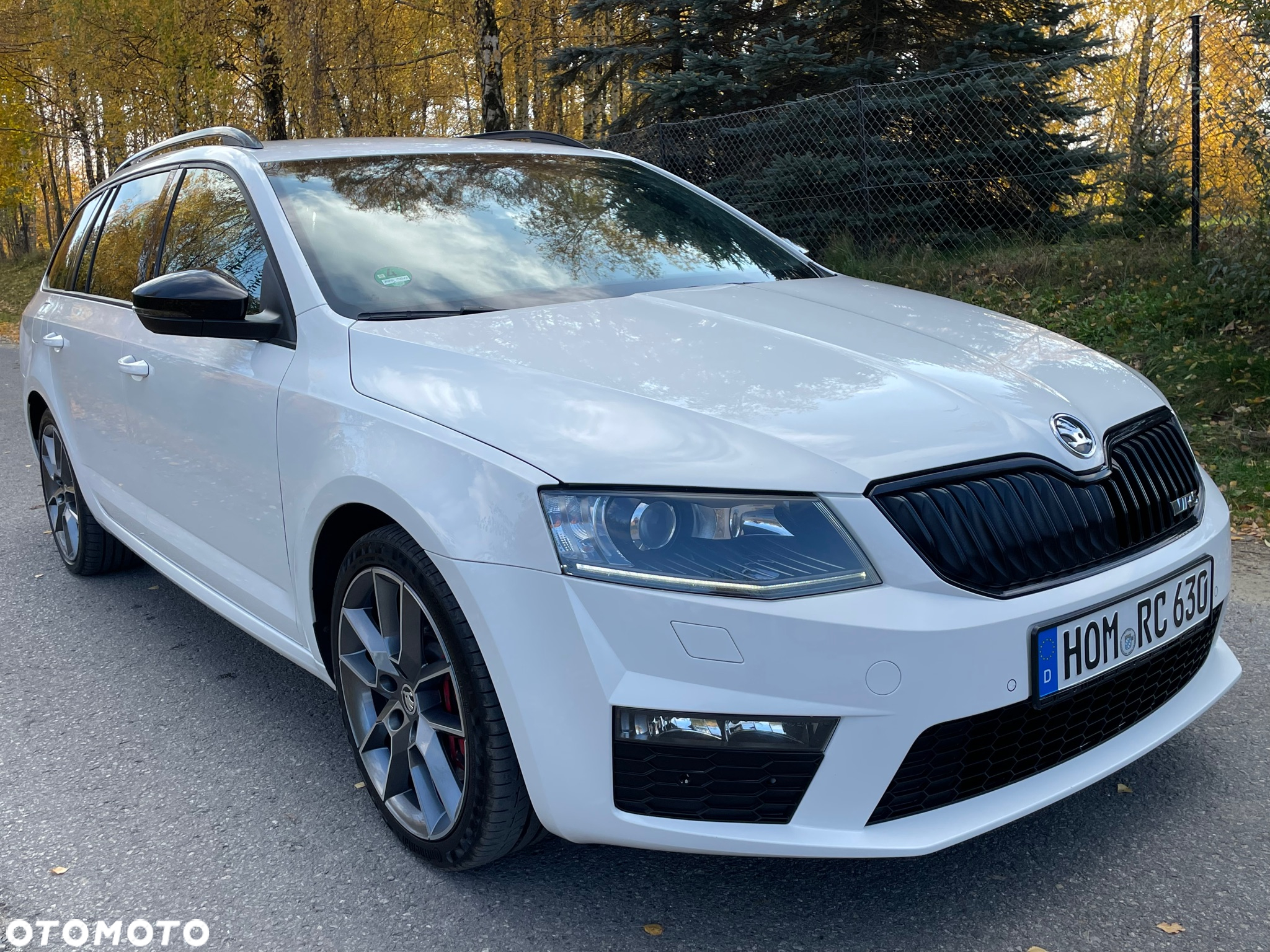 Skoda Octavia Combi 2.0 TDI RS - 23