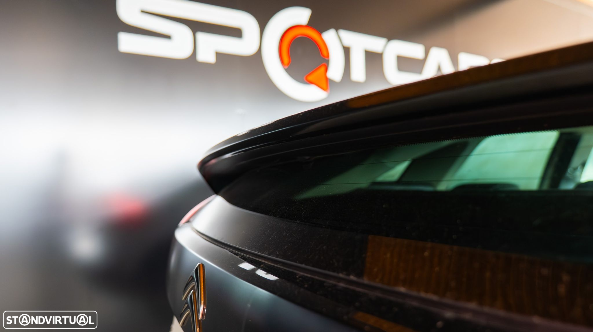 Citroën C4 BlueHDi 110 Stop&Start SHINE - 32