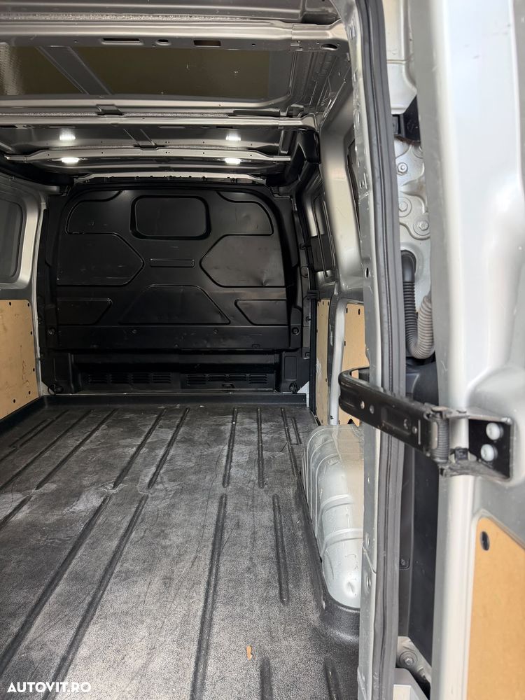 Ford Transit Custom - 8