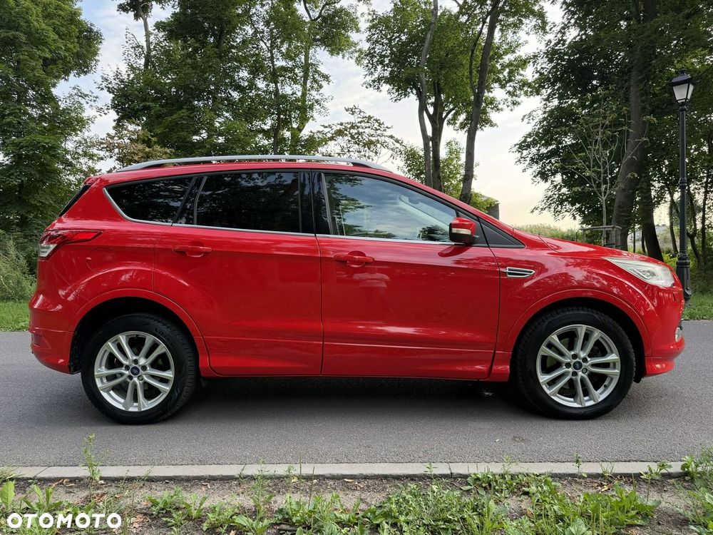 Ford Kuga - 12