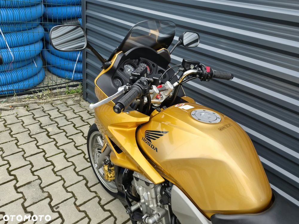 Honda CBF - 16