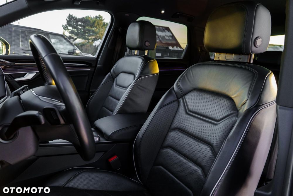 Volkswagen Touareg 3.0 V6 TFSI 4Motion R-Line - 12