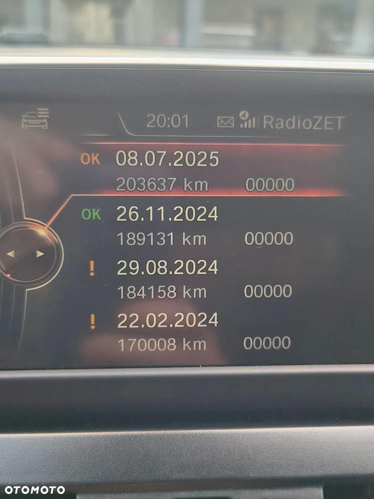 BMW Seria 2 218d - 3