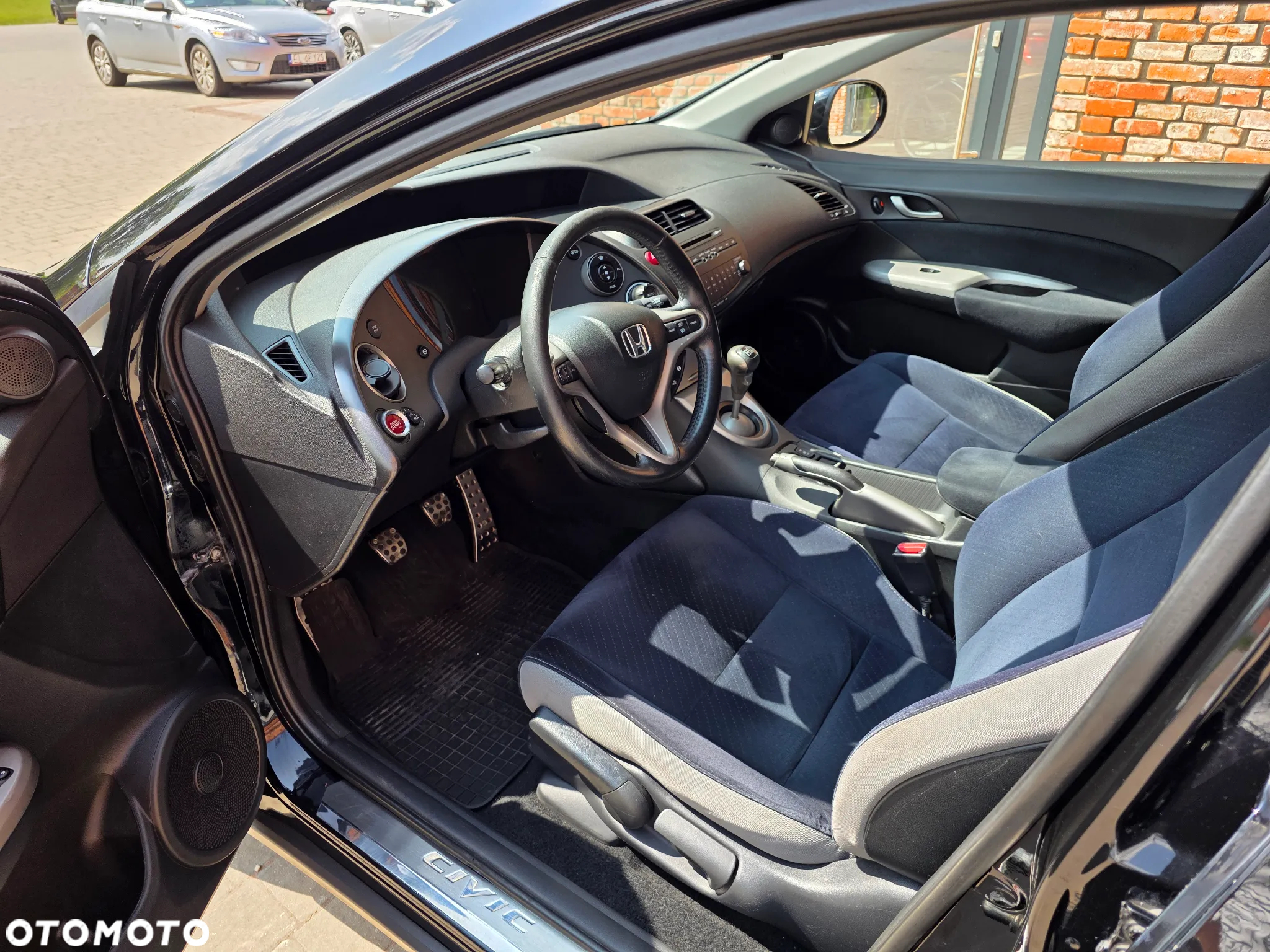 Honda Civic 1.8 Executive - 13
