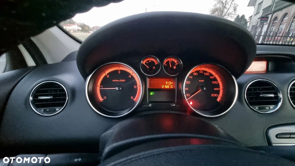 Peugeot 308 1.6 HDi Presence - 16