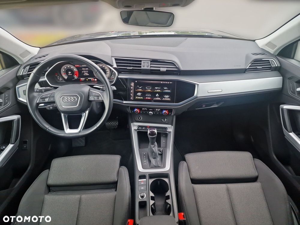 Audi Q3 Sportback - 11