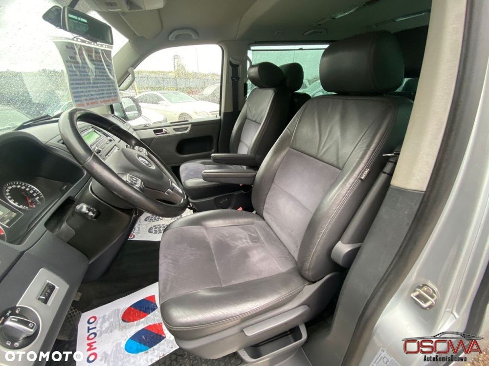 Volkswagen Multivan - 10