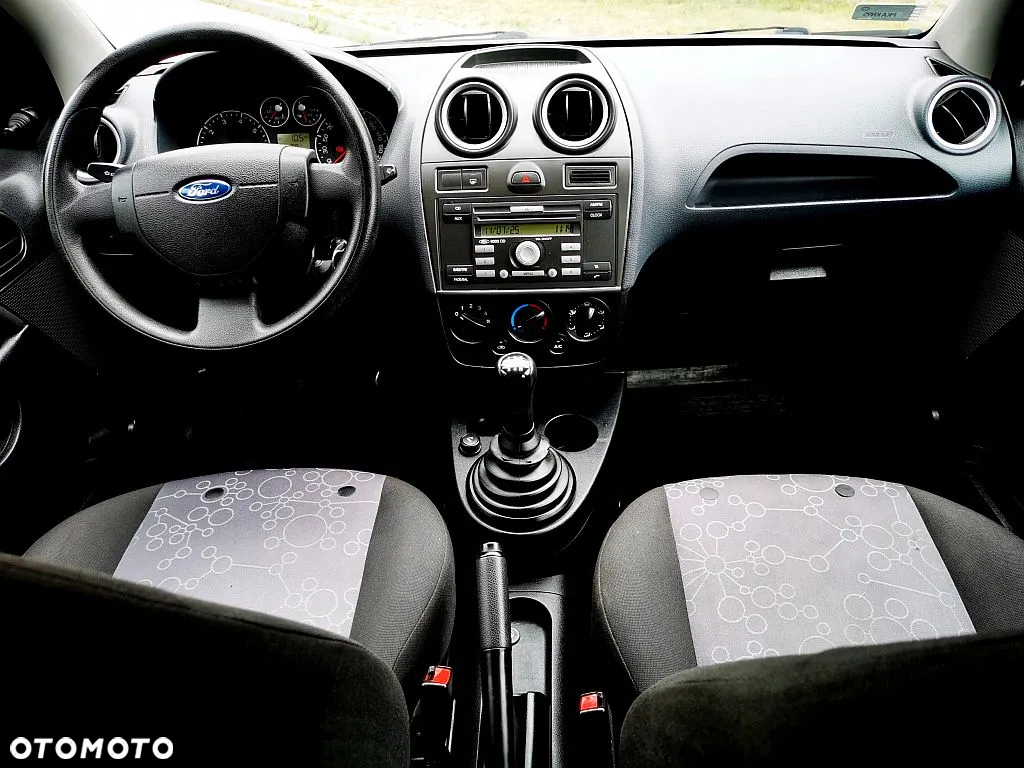 Ford Fiesta 1.3 Fun - 16