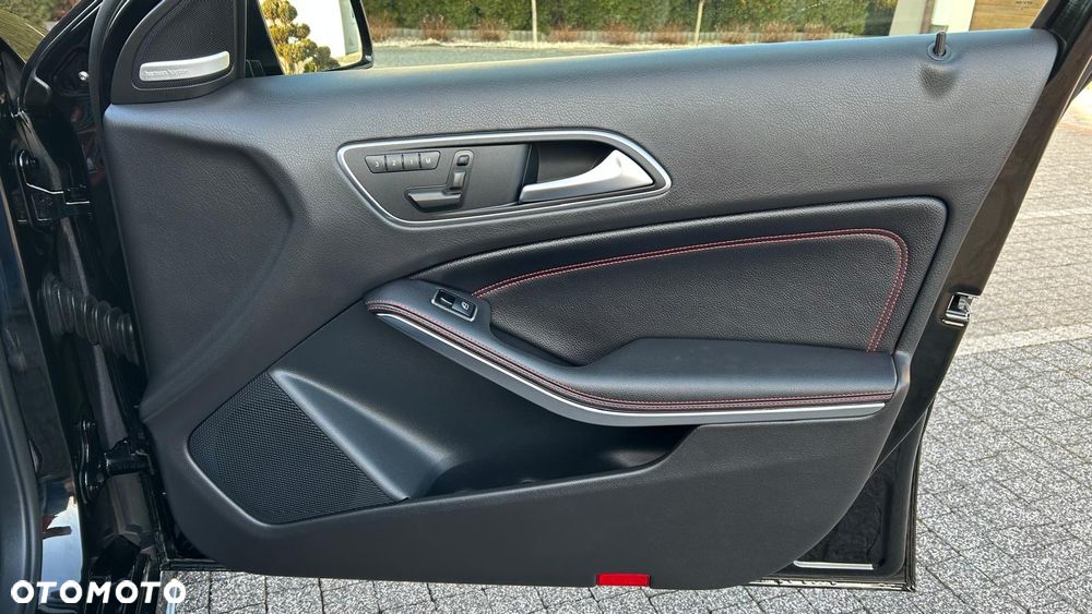Mercedes-Benz Klasa A 45 AMG 4Matic AMG Speedshift 7G-DCT - 19