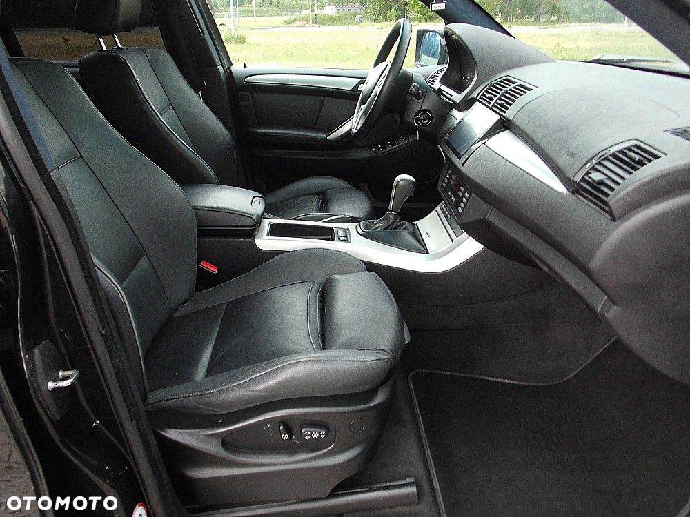 BMW X5 3.0 i Edition Exclusive Sport - 4