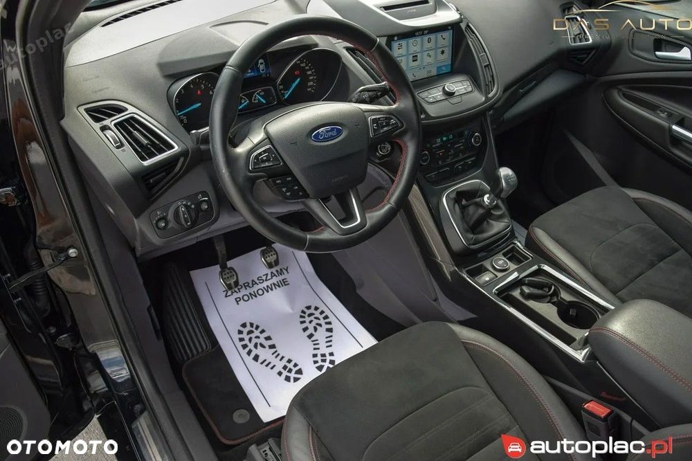 Ford Kuga 1.5 EcoBoost 2x4 ST-Line - 19