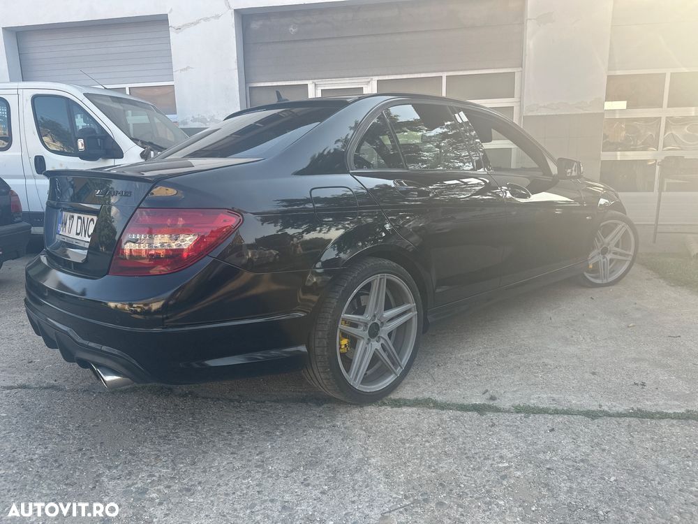 Mercedes-Benz C 350 CDI 4-Matic BlueEfficiency Aut. - 9