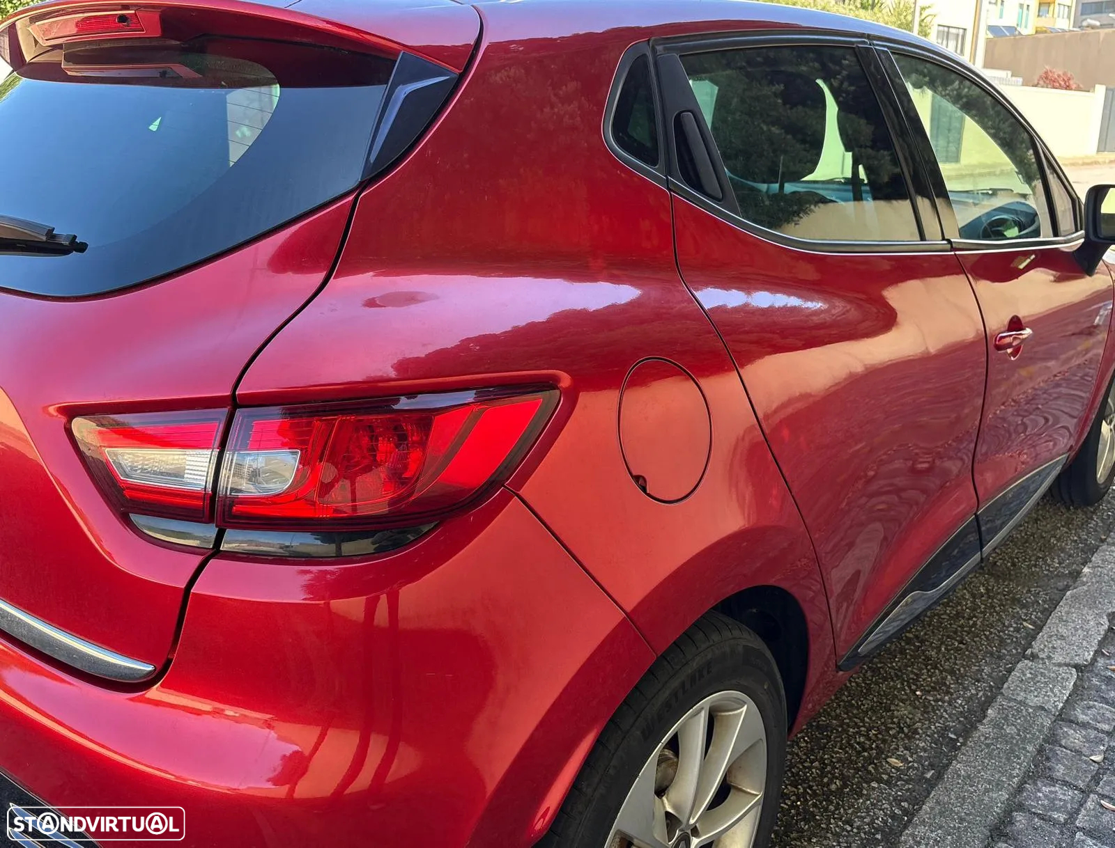 Renault Clio 0.9 TCe Limited Edition - 14