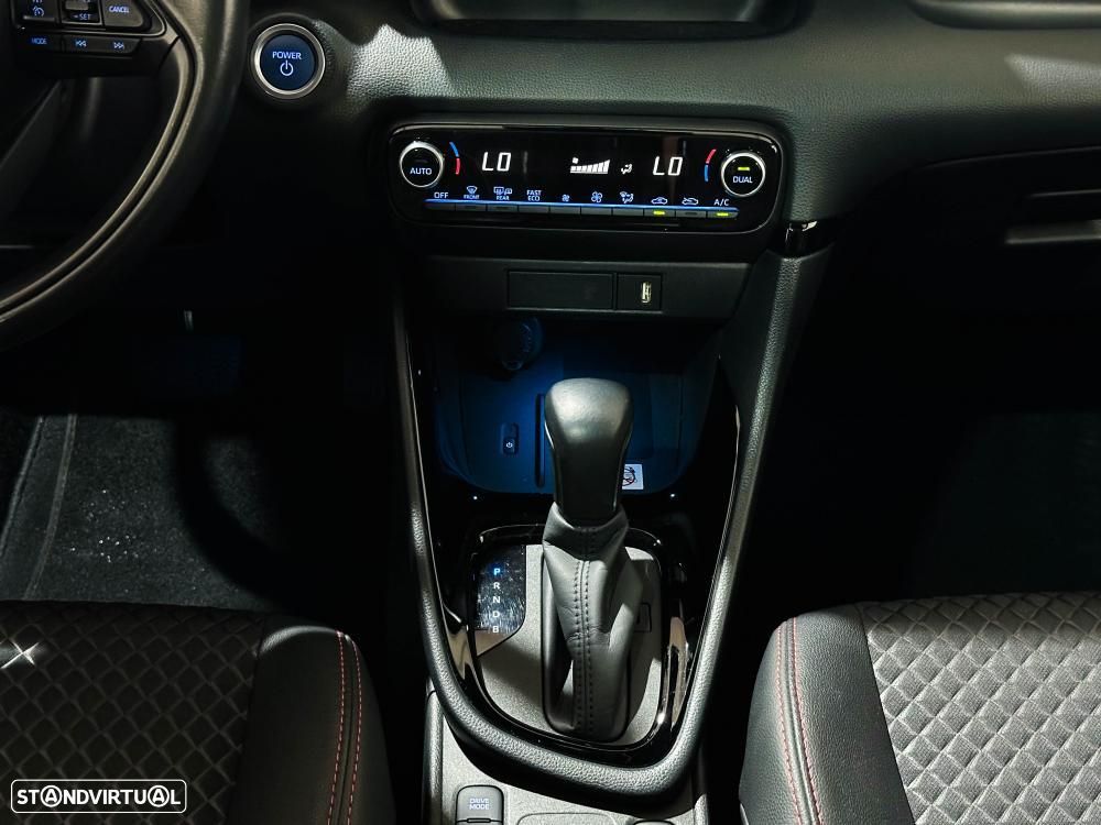 Toyota Yaris 1.5 HDF Comfort - 24