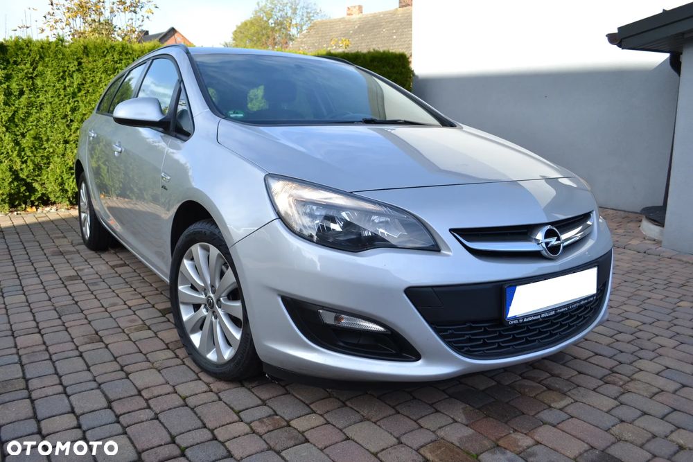 Opel Astra 1.4 T Cosmo EU6 - 3