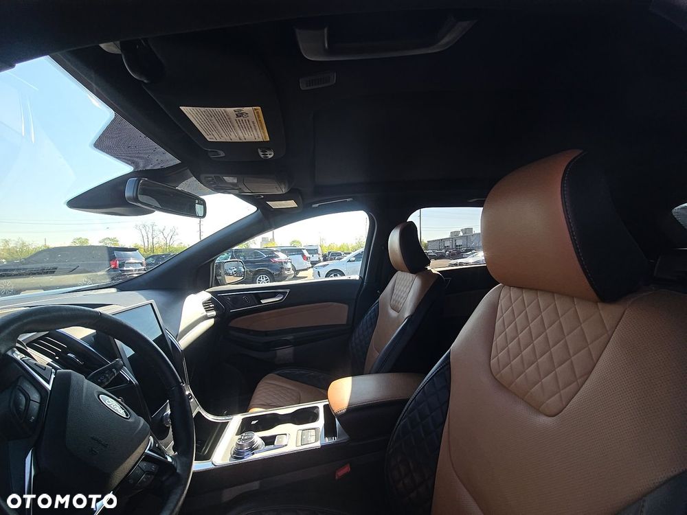 Ford Edge - 12