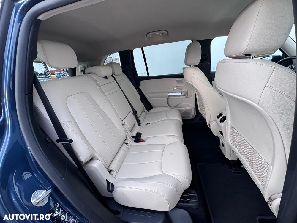 Mercedes-Benz EQB - 27