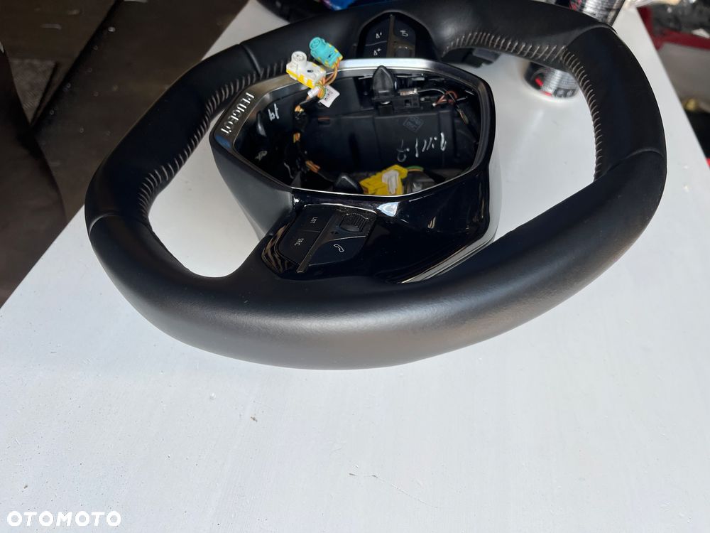 Kierownica Peugeot 3008 II 5008 II IGŁA - 2