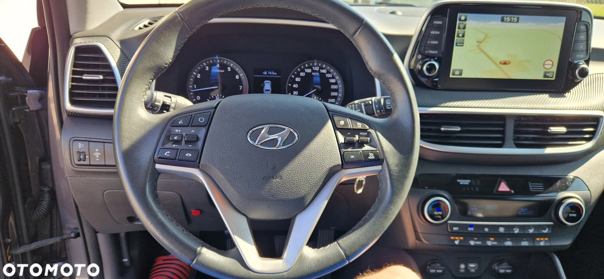 Hyundai Tucson blue 1.6 GDi 2WD Navi - 21