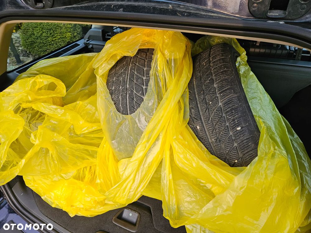 Volvo V70 D5 Summum - 33