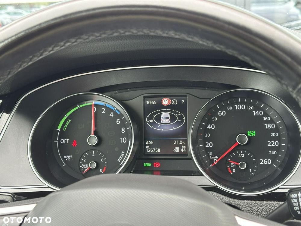 Volkswagen Passat Variant 1.4 TSI Plug-In Hybrid GTE DSG - 17