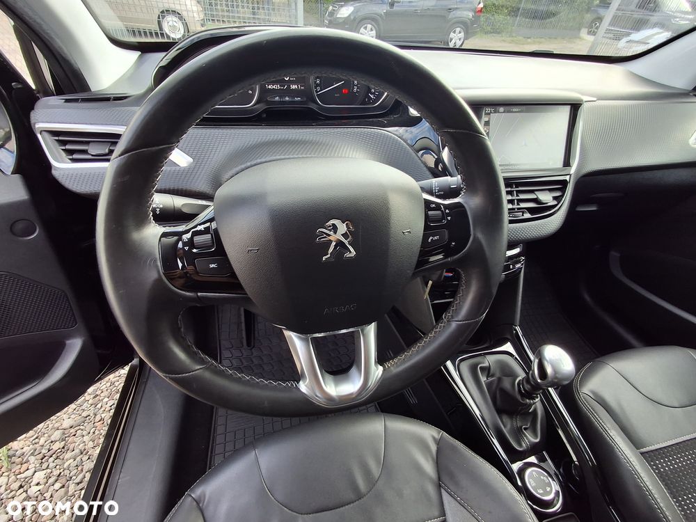 Peugeot 2008 - 12
