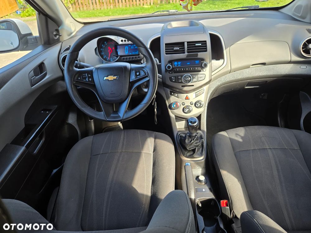 Chevrolet Aveo 1.2 LT+ - 11