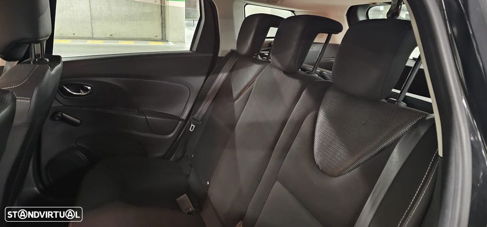 Renault Clio Sport Tourer - 8