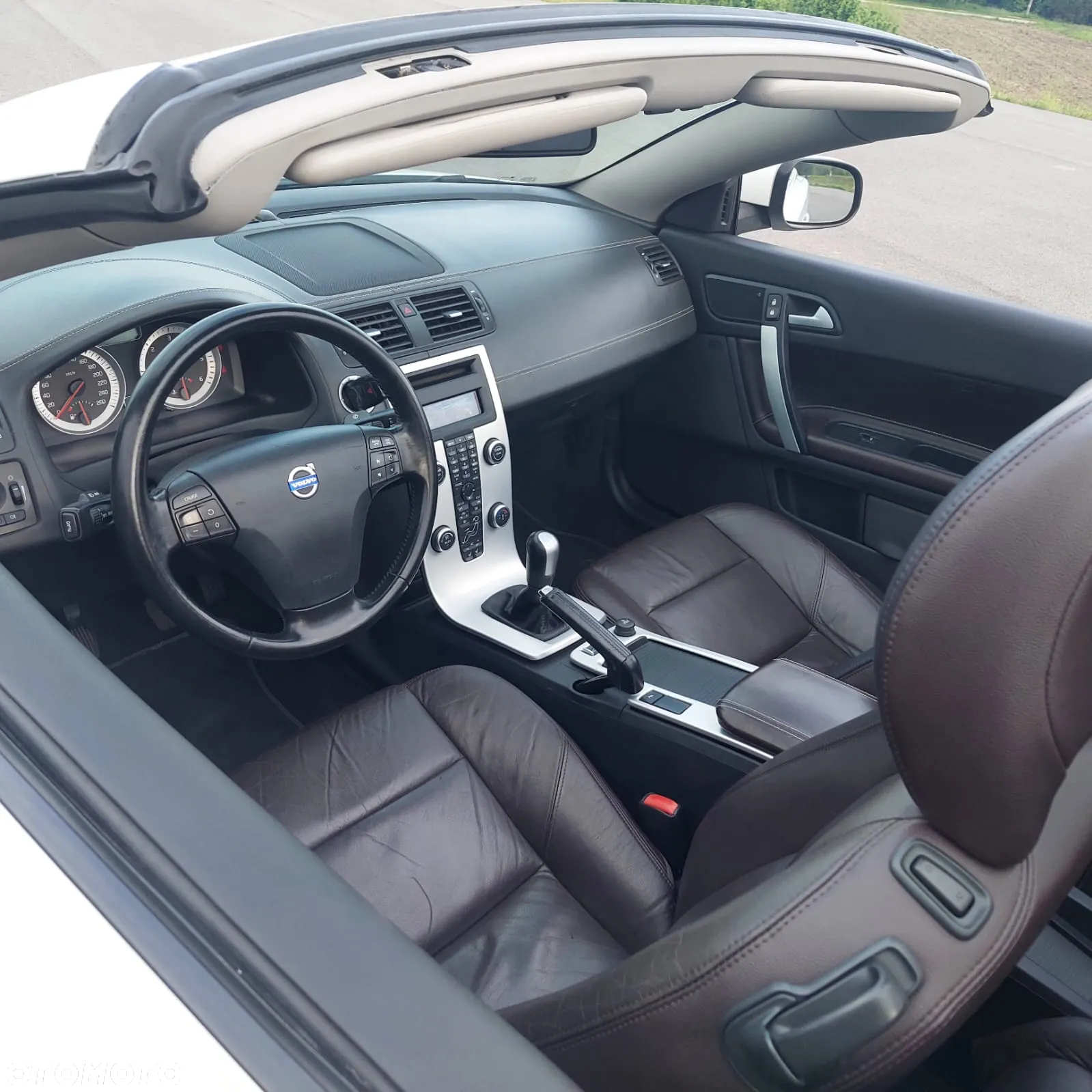 Volvo C70 D3 Momentum - 14