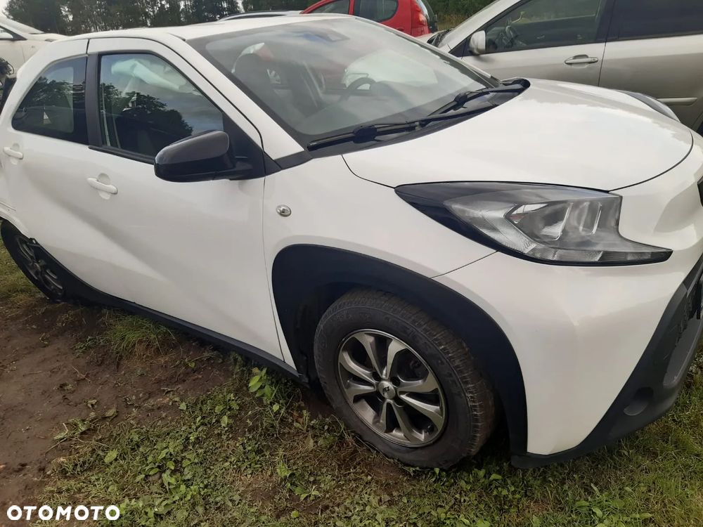 Toyota Aygo X 1.0 VVT-i Comfort - 1