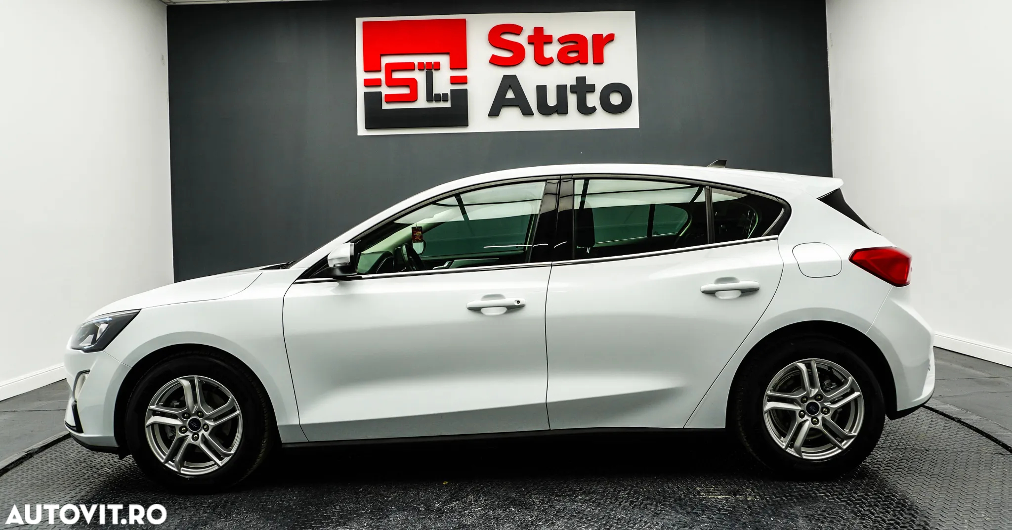 Ford Focus 1.0 EcoBoost Trend Edition - 10