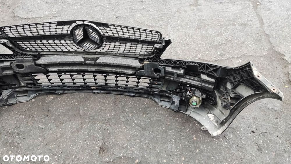 MERCEDES C W204 ZDERZAK PRZÓD ATRAPA KOMPLETNY 197 - 8