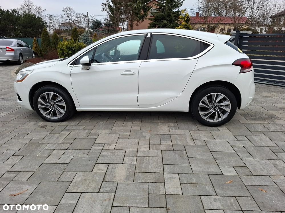 Citroën DS4 HDi 110 SoChic - 6