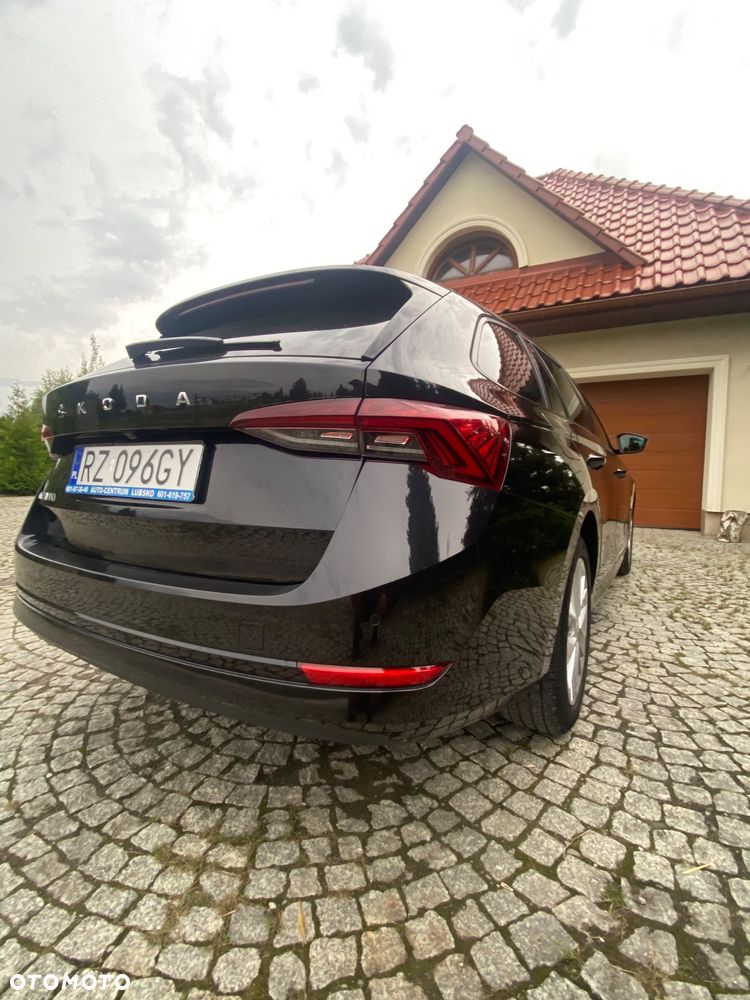 Skoda Octavia 2.0 TDI DSG Selection Plus - 6