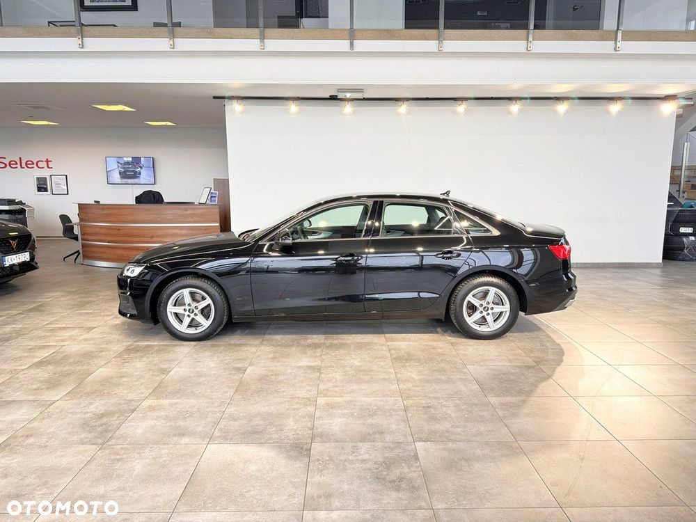 Audi A4 Limousine - 6