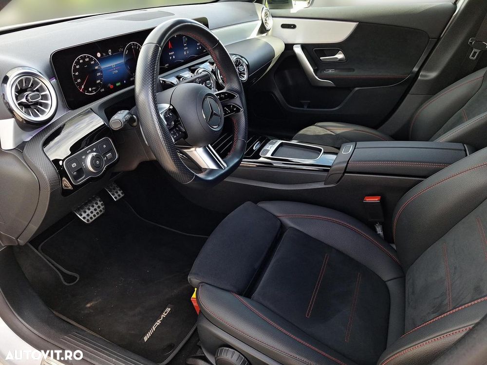 Mercedes-Benz A 250 e 8G-DCT Edition AMG Line - 11