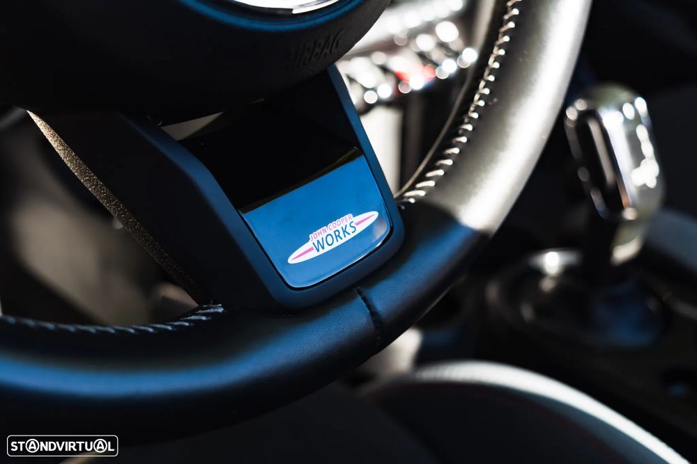 MINI Cabrio John Cooper Works Aut. - 17