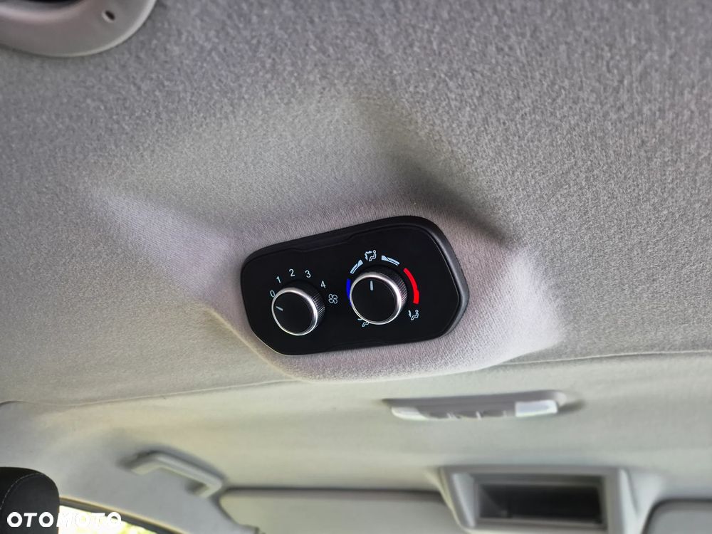 Ford Transit Custom 320 L2H1 Limited (bryg.) - 13