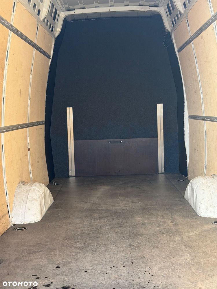 Iveco DAILY 35S16 L4H3 pneumatyka Brygadowka  7 OSÓB OD REKI - 9