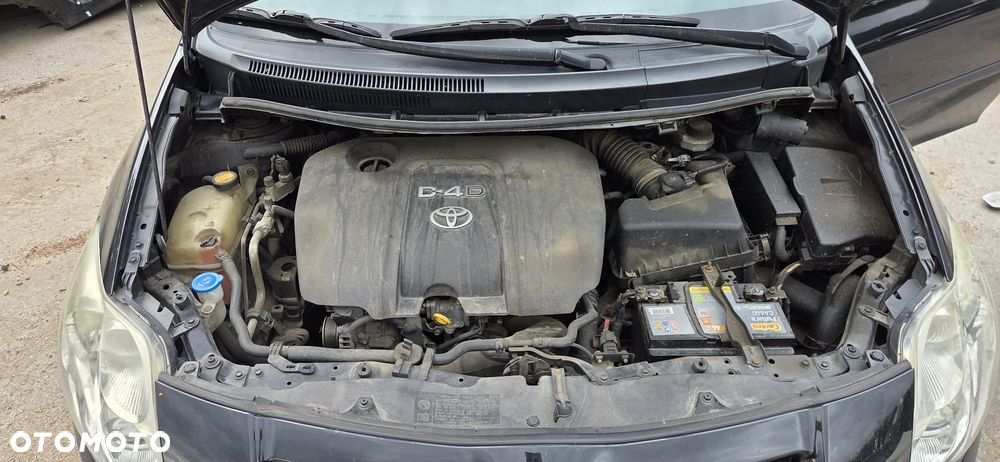 TOYOTA AURIS fotel prawy przód - 4