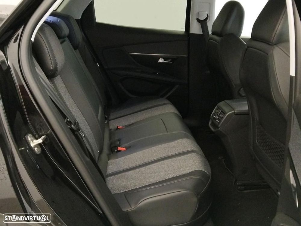 Peugeot 3008 1.6 Hybrid Allure Pack e-EAT8 - 8