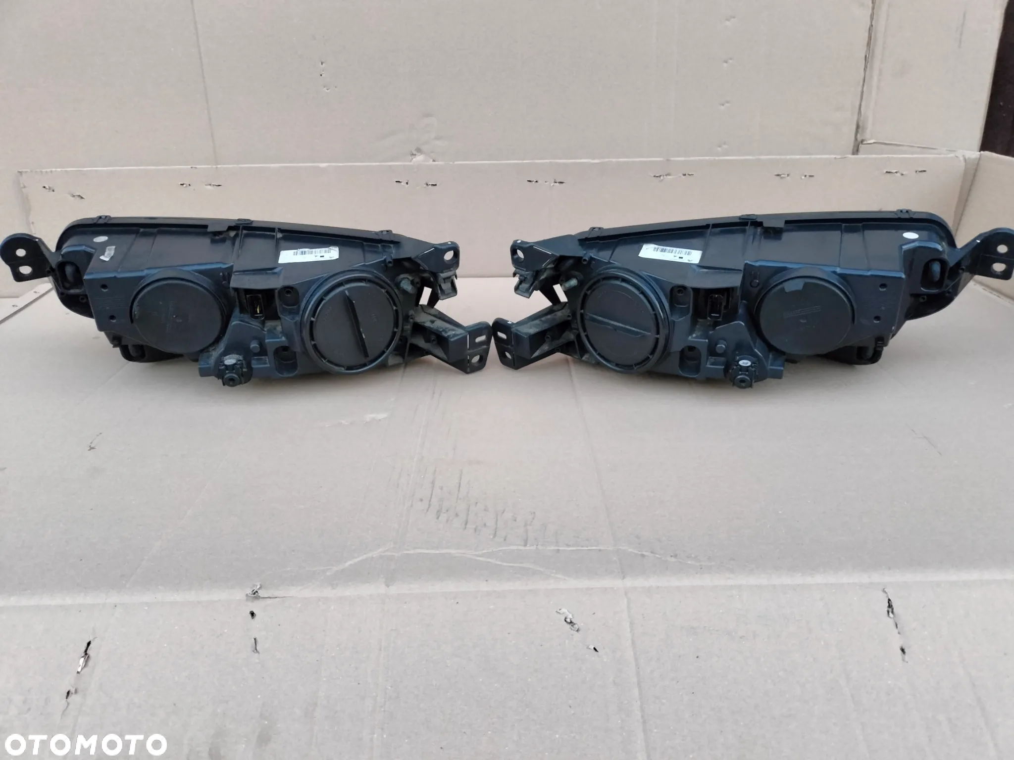CITROEN C4 II PICASSO  REFLEKTOR LAMPA  LEWA PRZÓD UK - 8