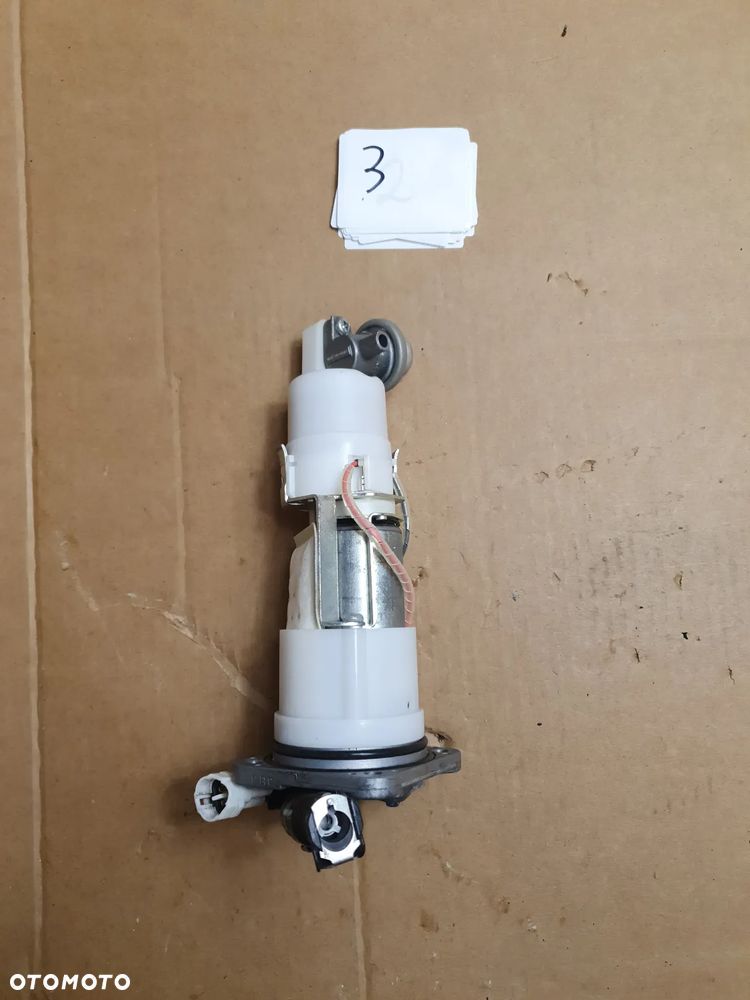 KTM 1190 RC8 990 DUKE Pompa paliwa - 1