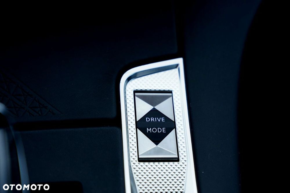 DS Automobiles DS 7 Crossback - 35