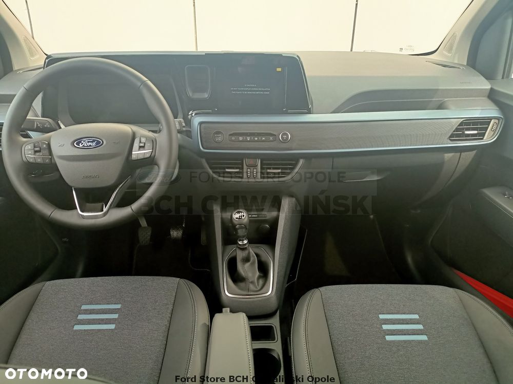 Ford Courier - 22