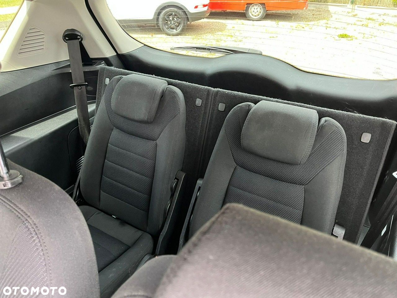Ford S-Max - 21