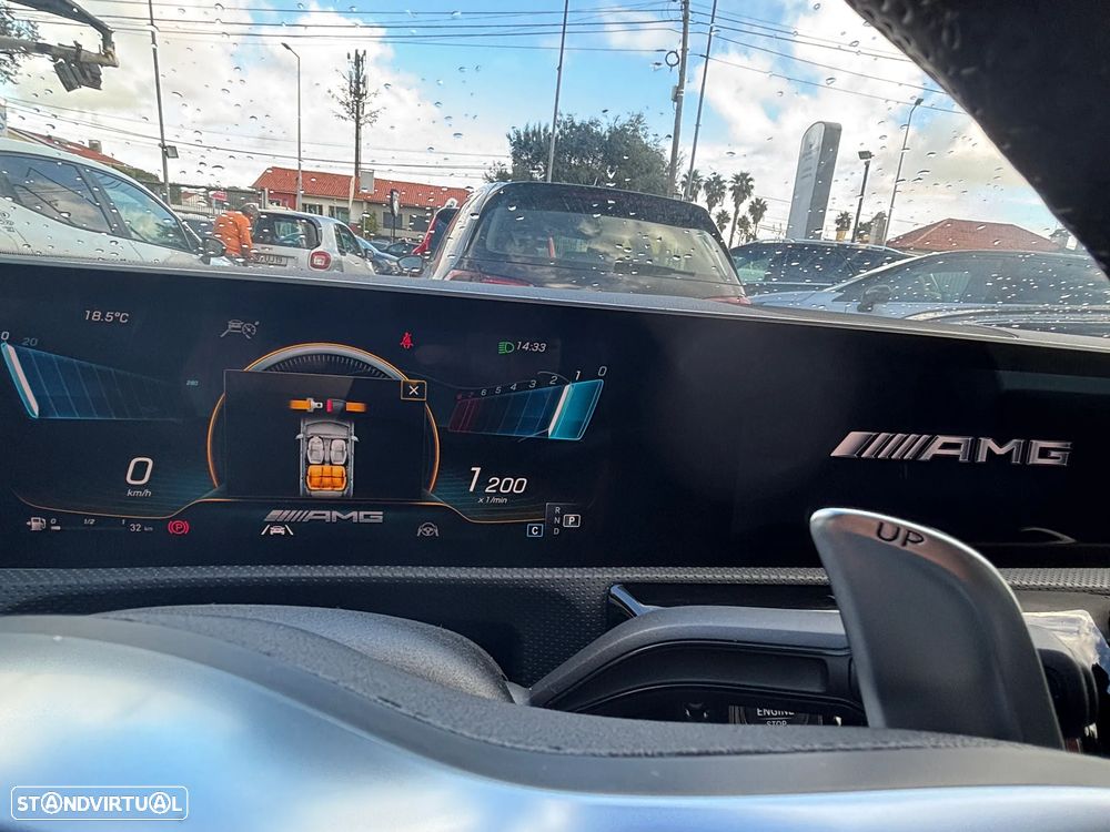 Mercedes-Benz CLA 35 AMG Shooting Brake 4Matic - 38