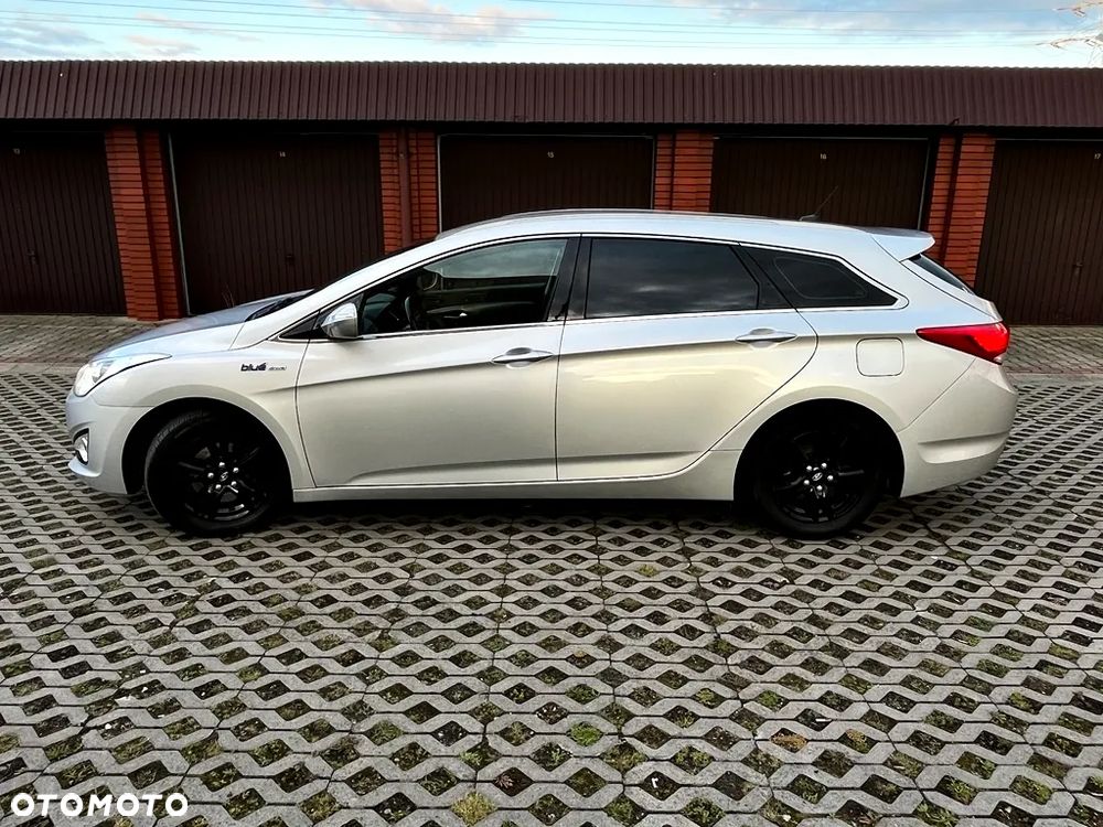 Hyundai i40 Kombi blue 1.7 CRDi Style - 13